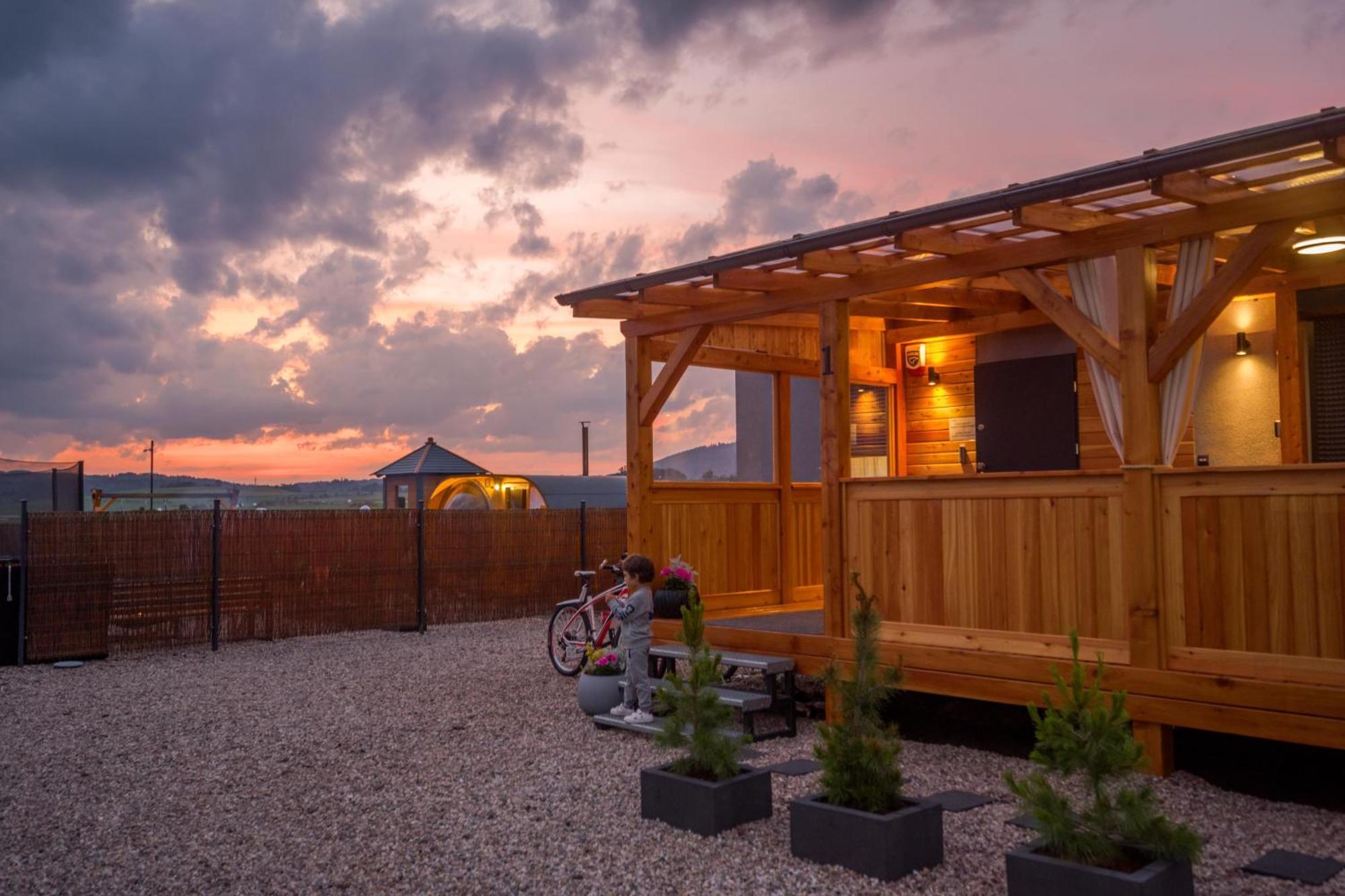 Rajska Polana Domki Premium ,Na Odludziu Z Prywatna Balia Z Jacuzzi I Sauna ,Cisza,Rowery Elektryczne,Gory,Astroprzygoda,- Adrspach, Skalne Miasto, Zamek Ksiaz,Andrzejowka,Karpacz, Sniezka,Janskie Laznie,Pec Mieroszow Bagian luar foto
